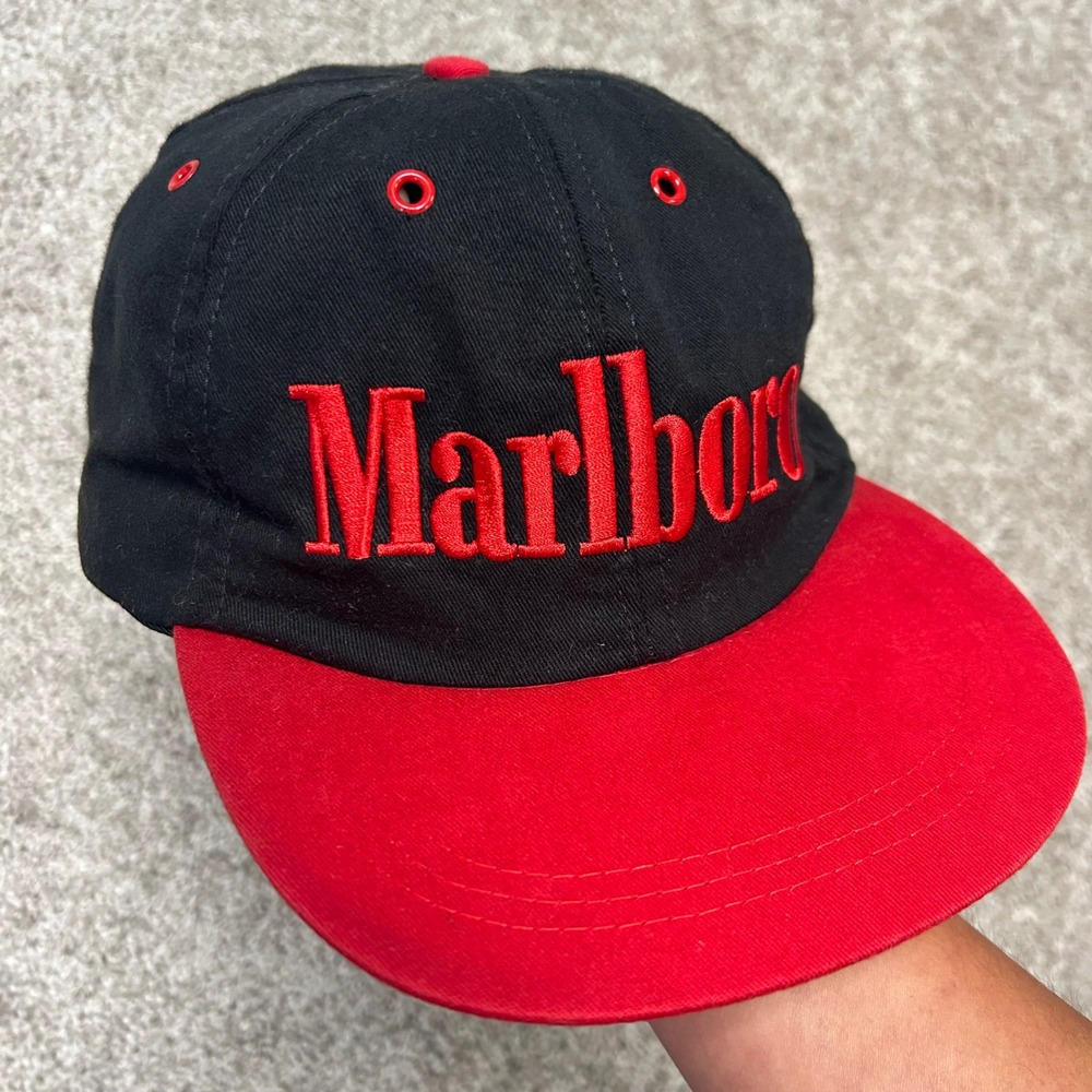Vintage Marlboro Country Store Snapback Hat 90s Cigarettes Tobacco OSFA Black